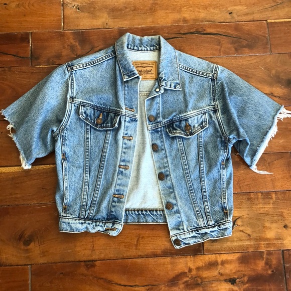 Levi's Short Sleeve Denim Jacket Deals 